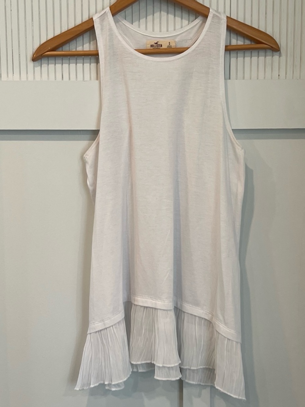 Hollister White Ruffle-Hem Tank Top
